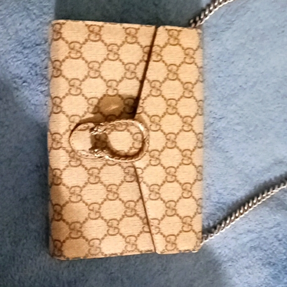 Gucci bag - Picture 1 of 3